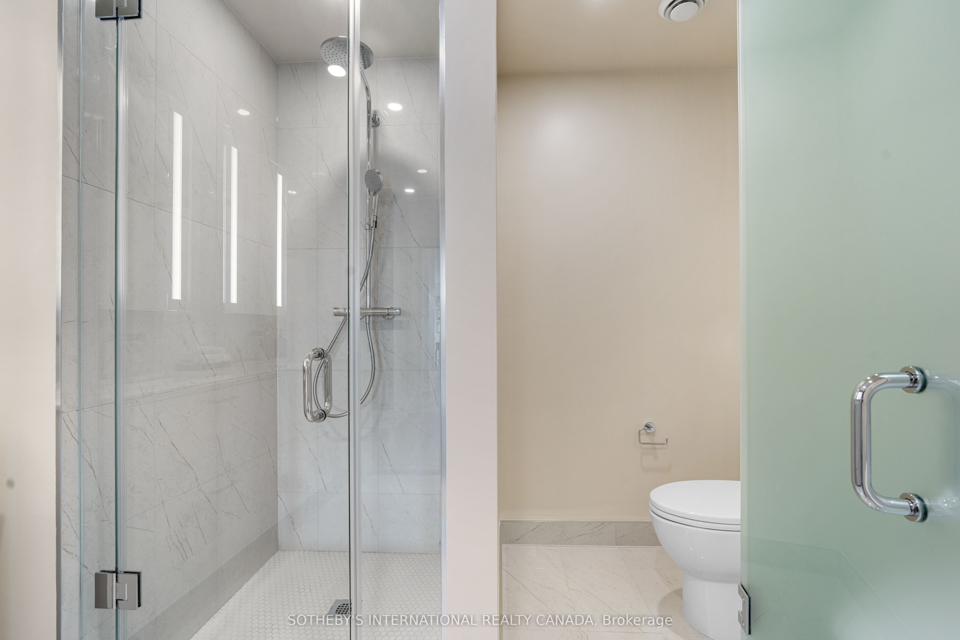 259 The Kingsway 719 Property Photo 19