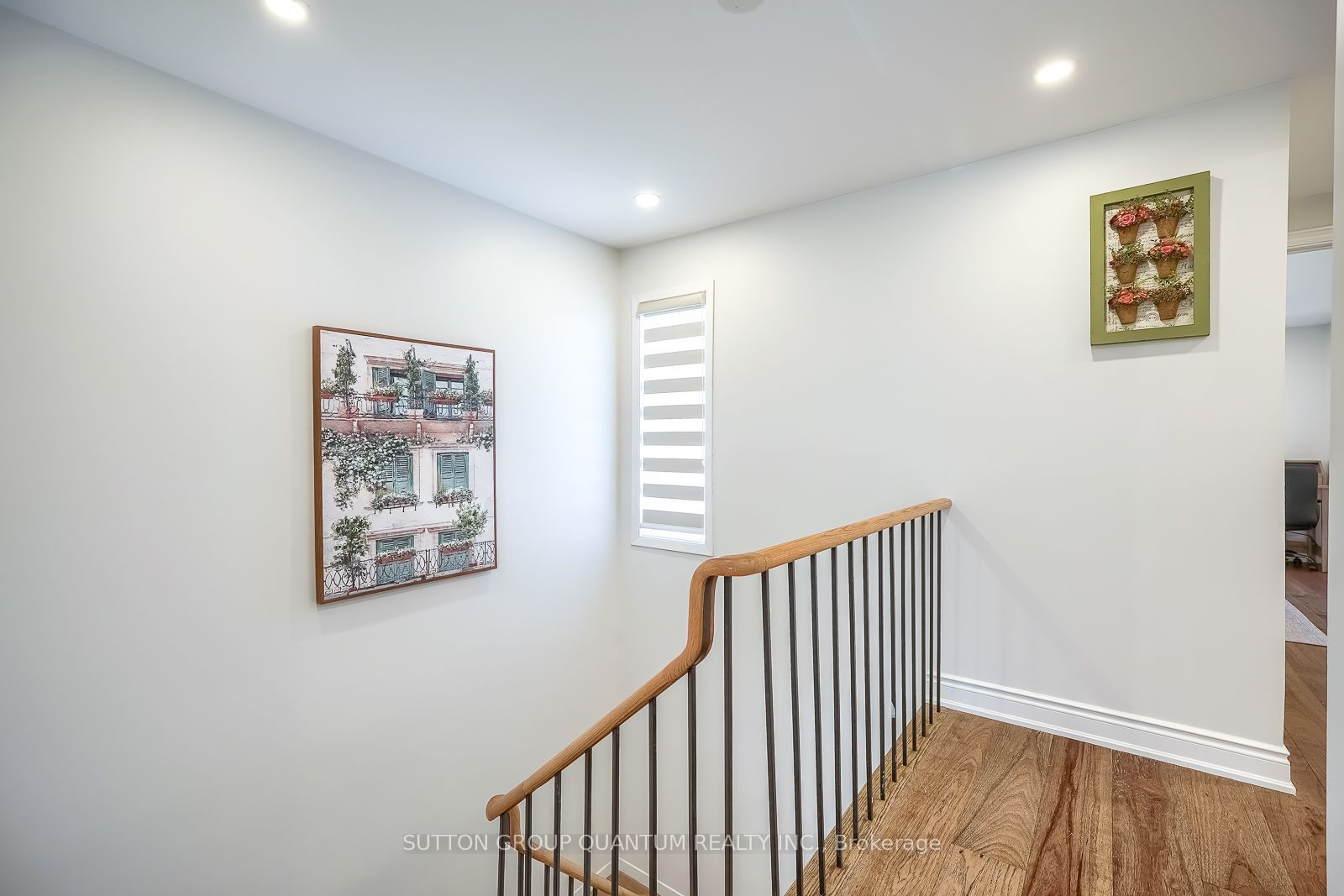 1279 Hedgestone Crescent S Property Photo 29