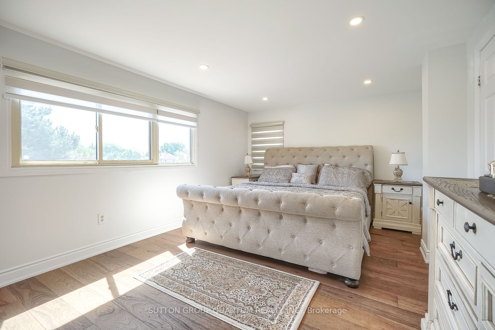 1279 Hedgestone Crescent S Property Photo 30