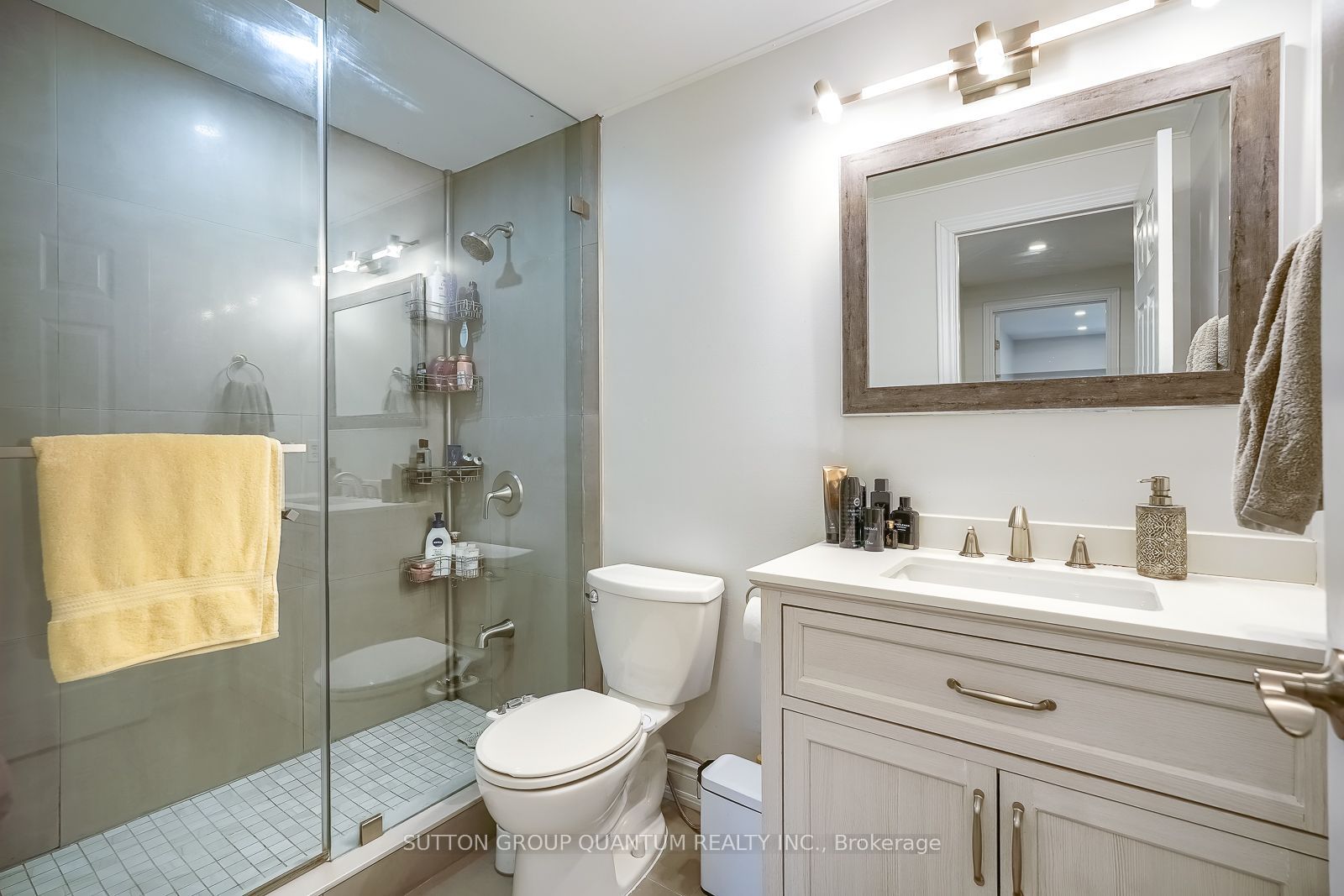 1279 Hedgestone Crescent S Property Photo 39