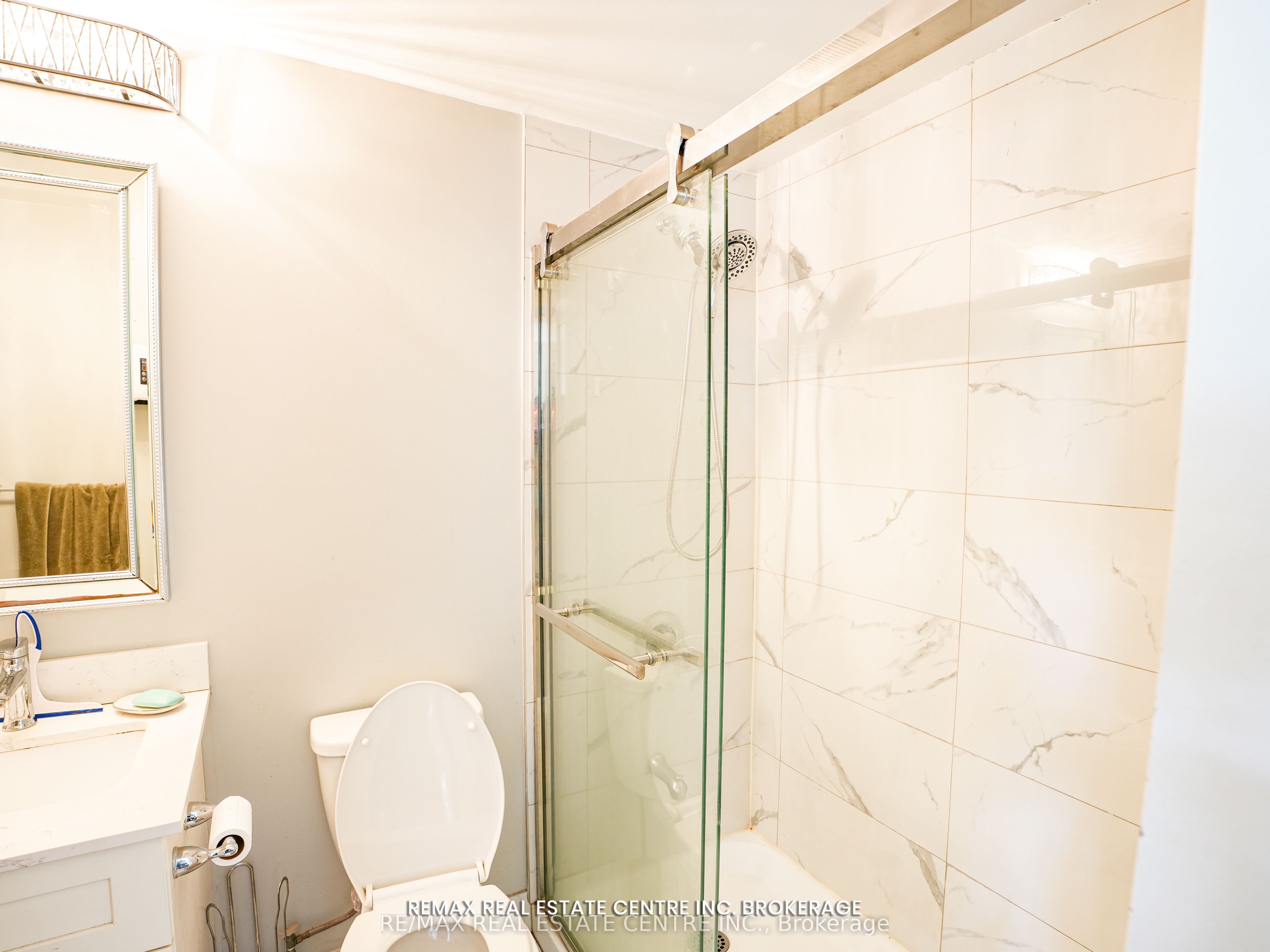 4449 Idlewilde Crescent Property Photo 23