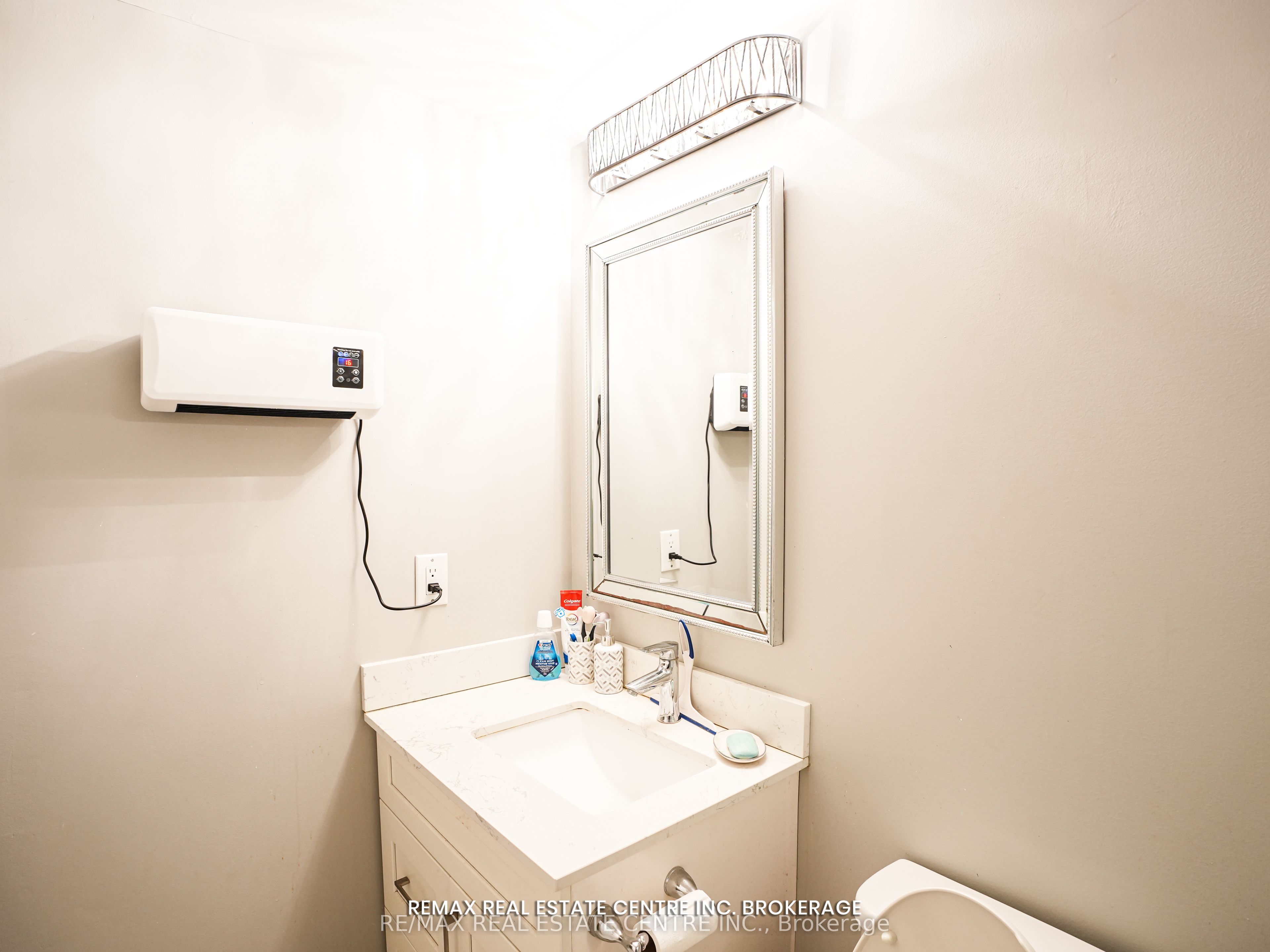 4449 Idlewilde Crescent Property Photo 24