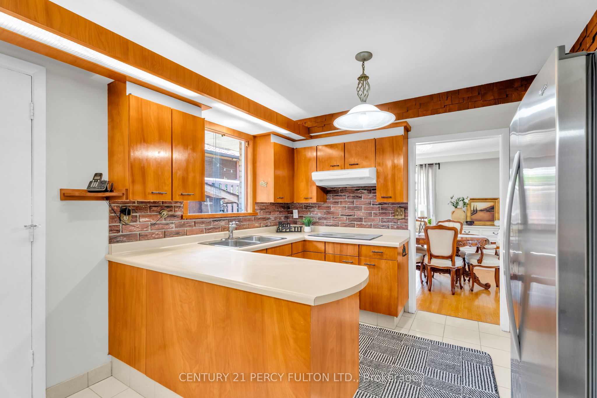 3500 Silverplains Drive Property Photo 15