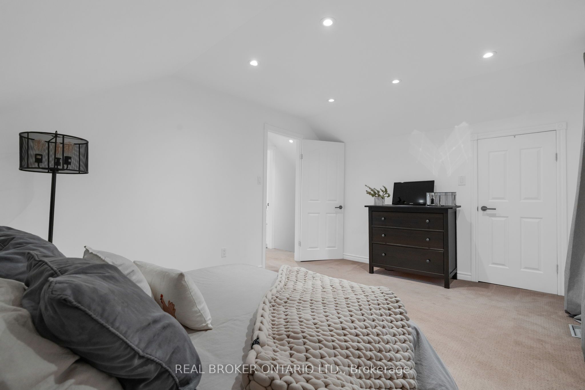17265 50 Highway Property Photo 17