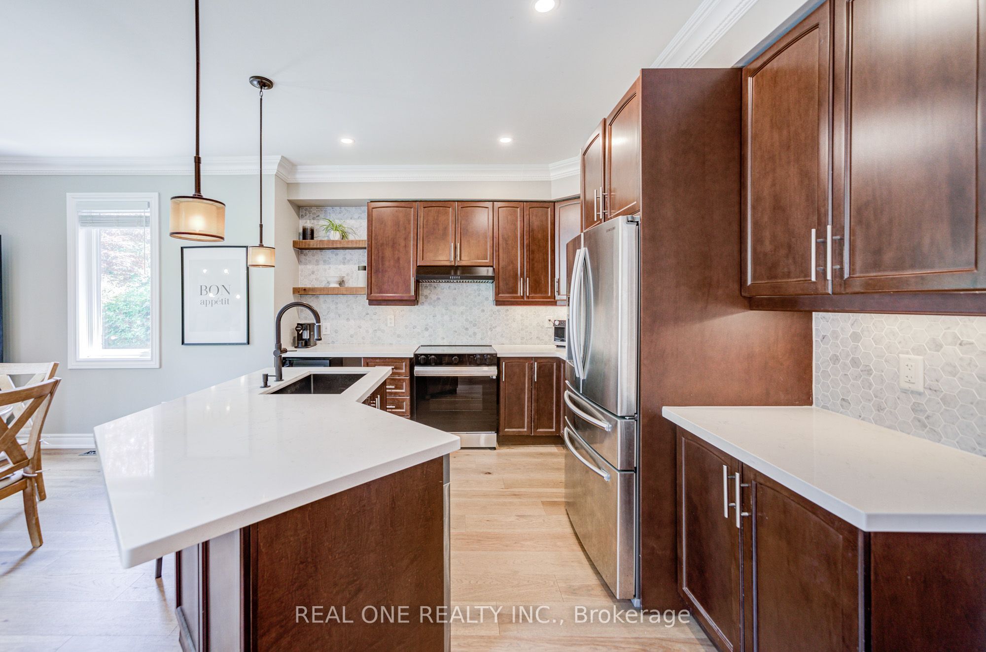 2463 Parkglen Avenue Property Photo 15