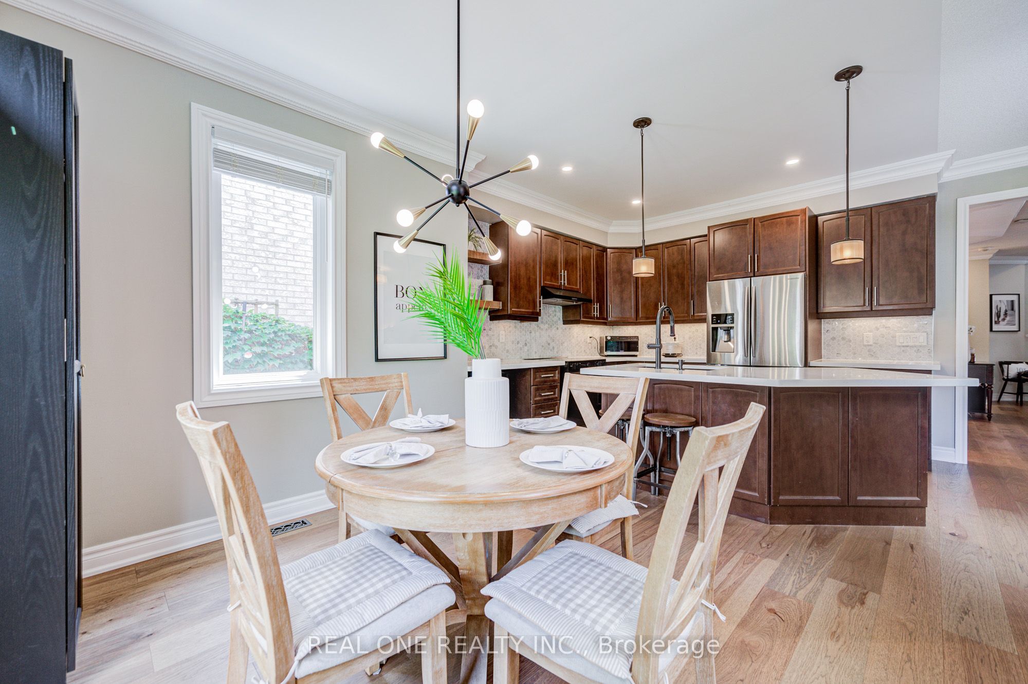 2463 Parkglen Avenue Property Photo 19