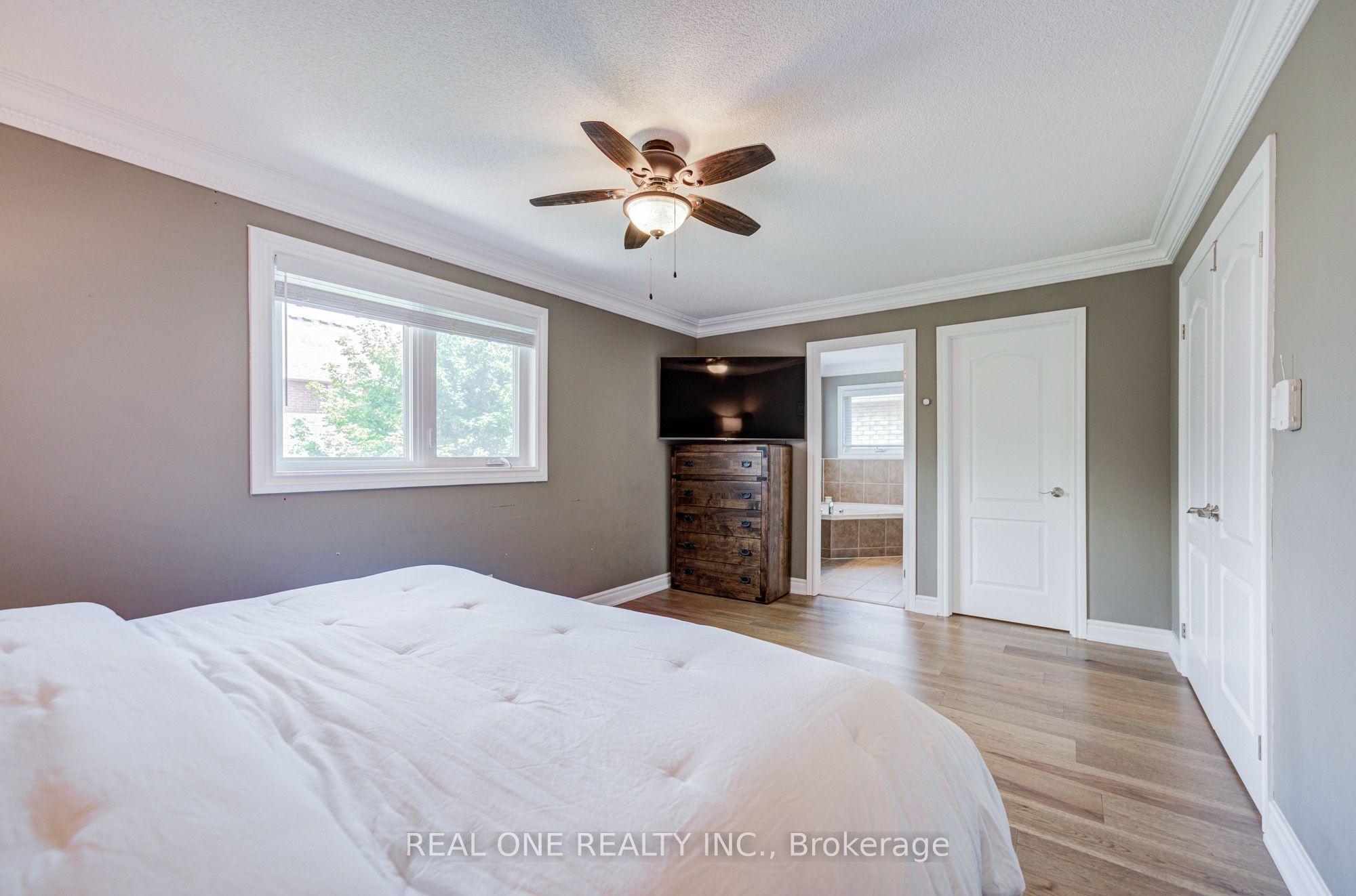 2463 Parkglen Avenue Property Photo 27