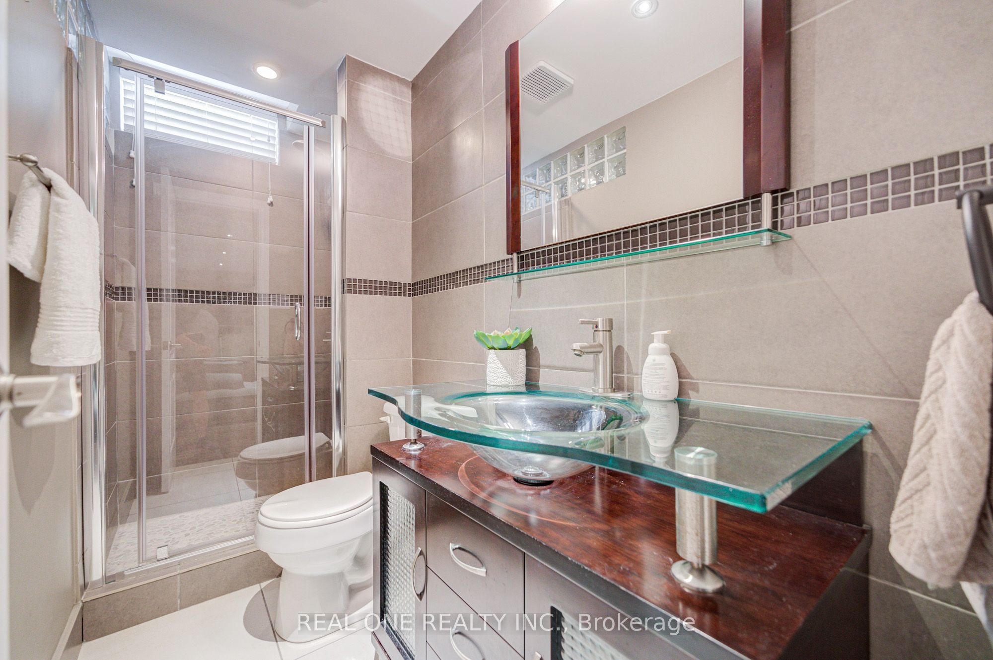 2463 Parkglen Avenue Property Photo 43