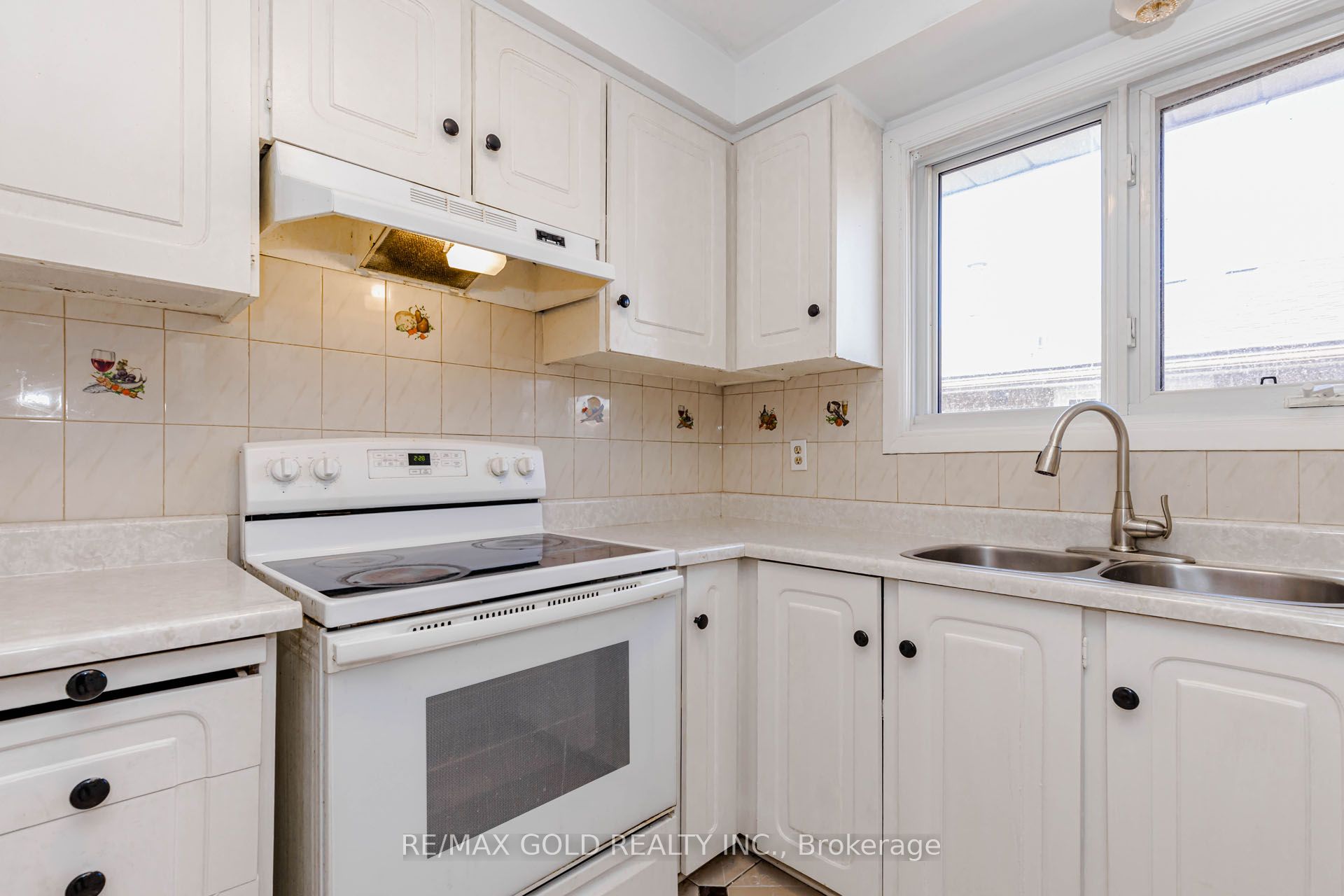 38 Achill Crescent Property Photo 12
