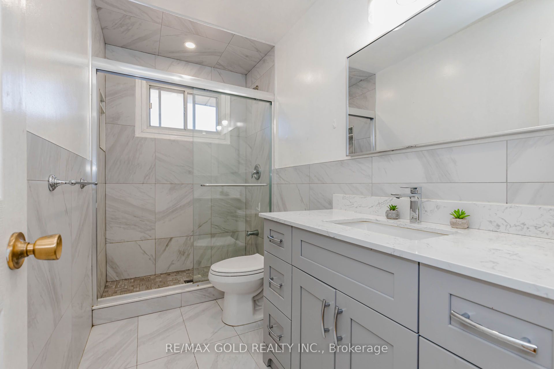 38 Achill Crescent Property Photo 14