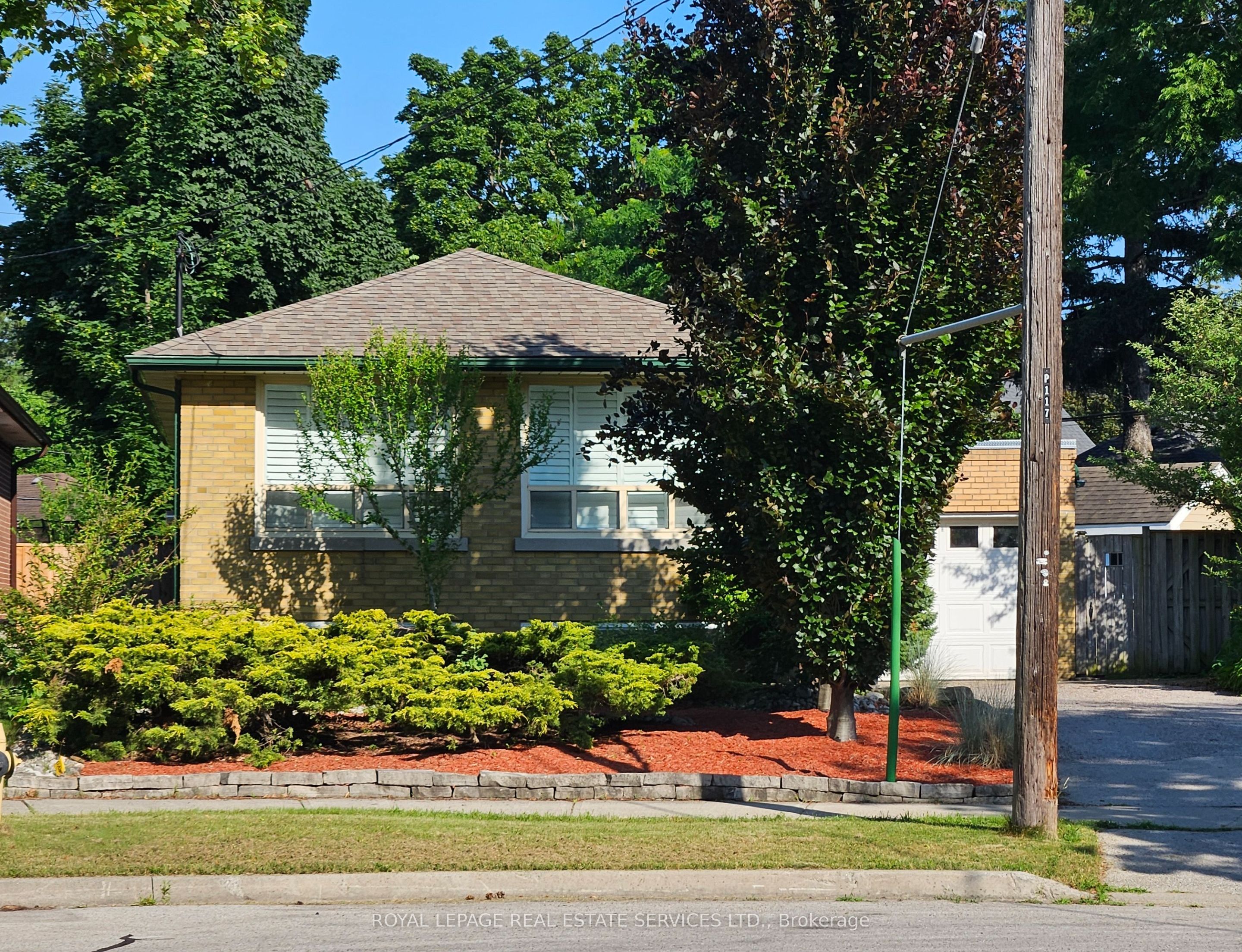 117 Westrose Avenue Property Photo 1