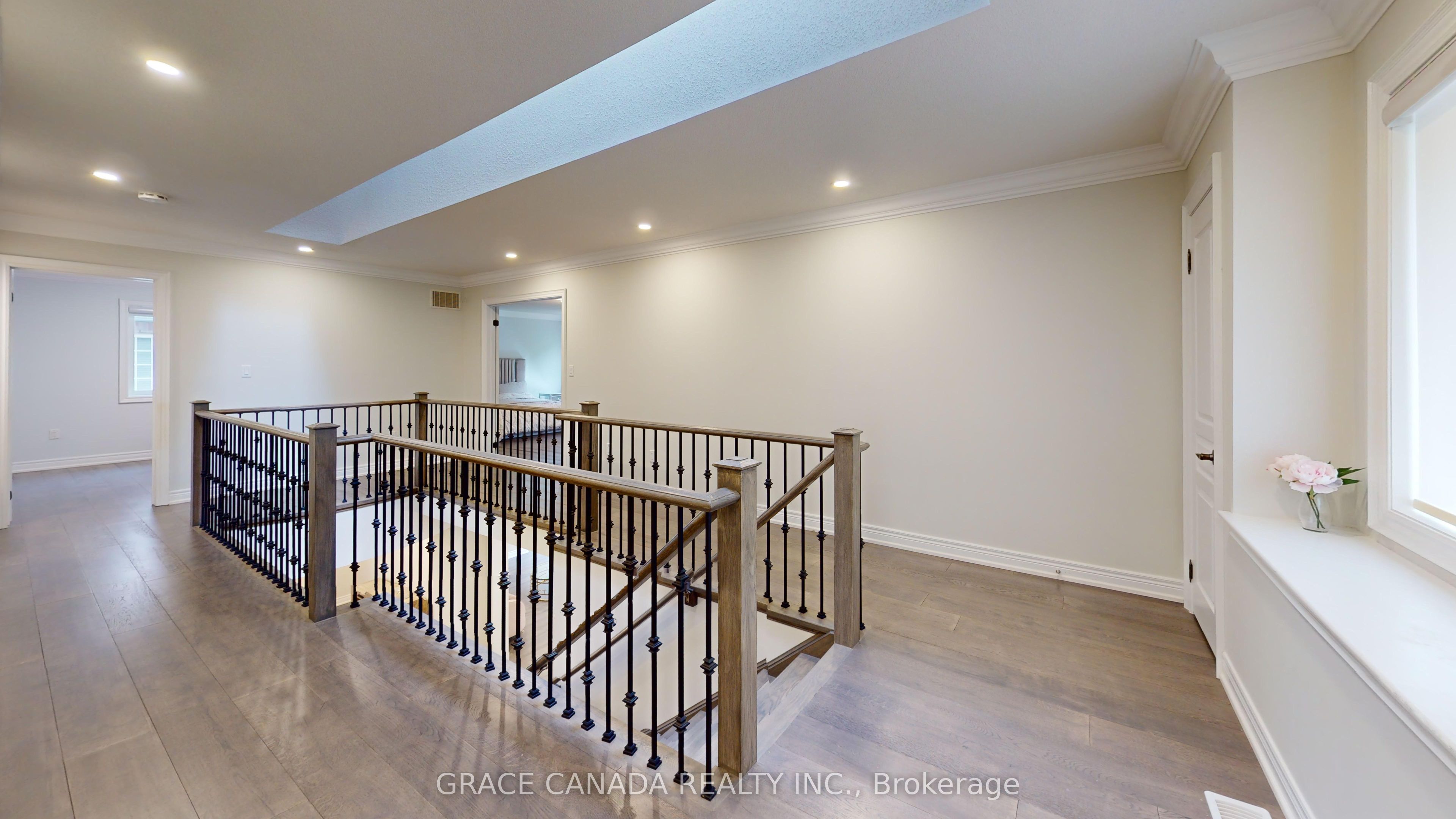 3455 Liptay Avenue Property Photo 8