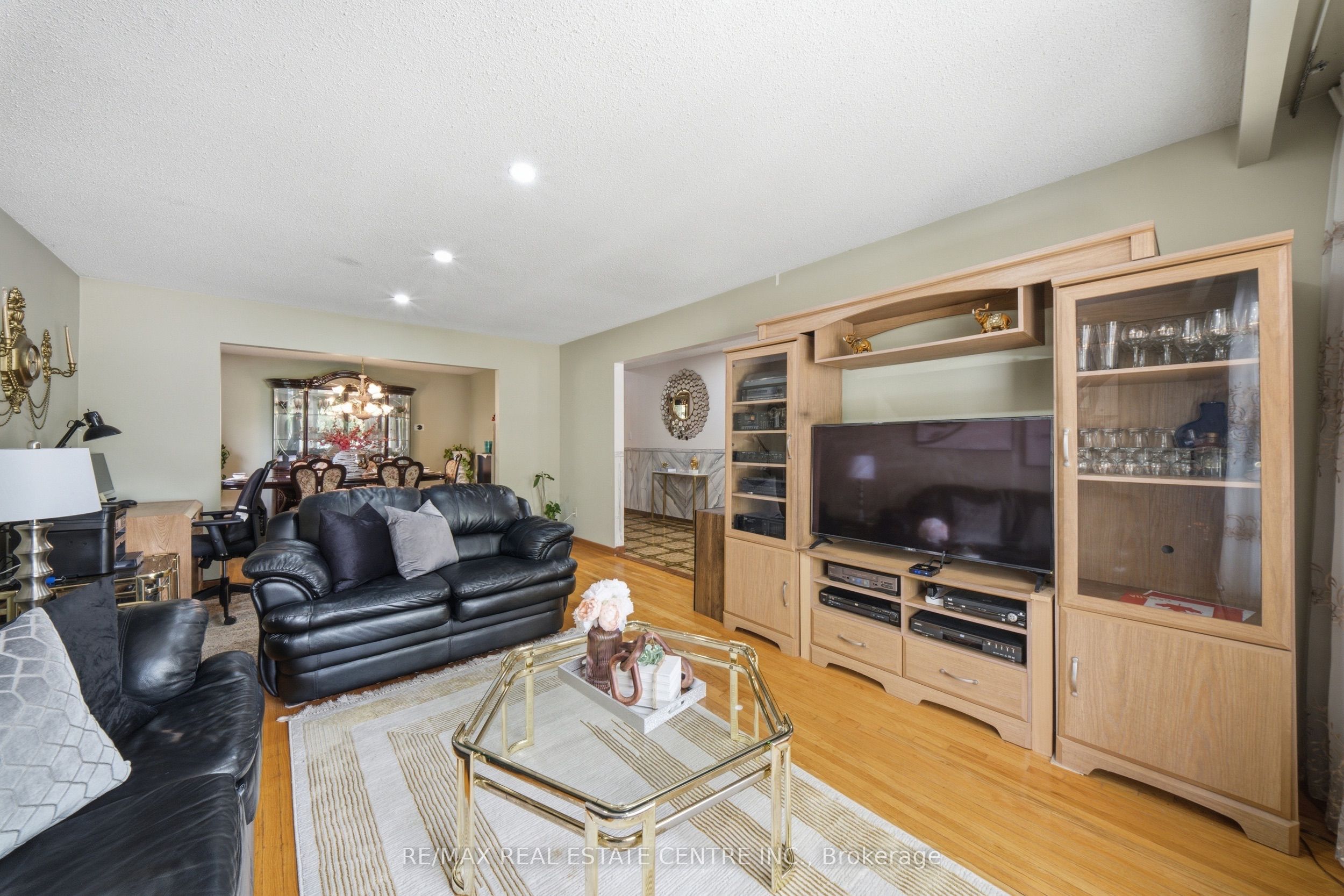 4 Manorcrest Street Property Photo 9