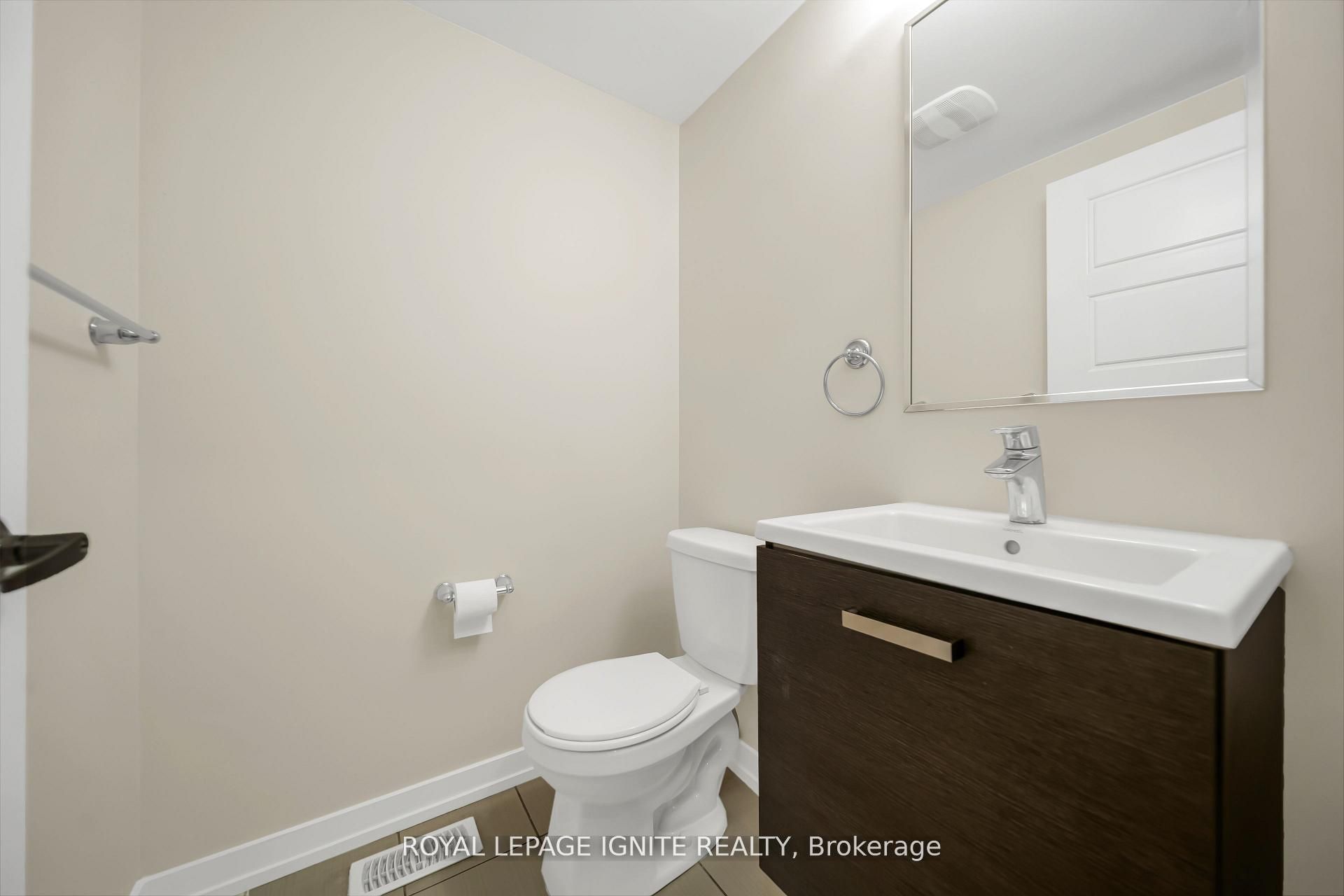 14 Hoover Road Property Photo 8