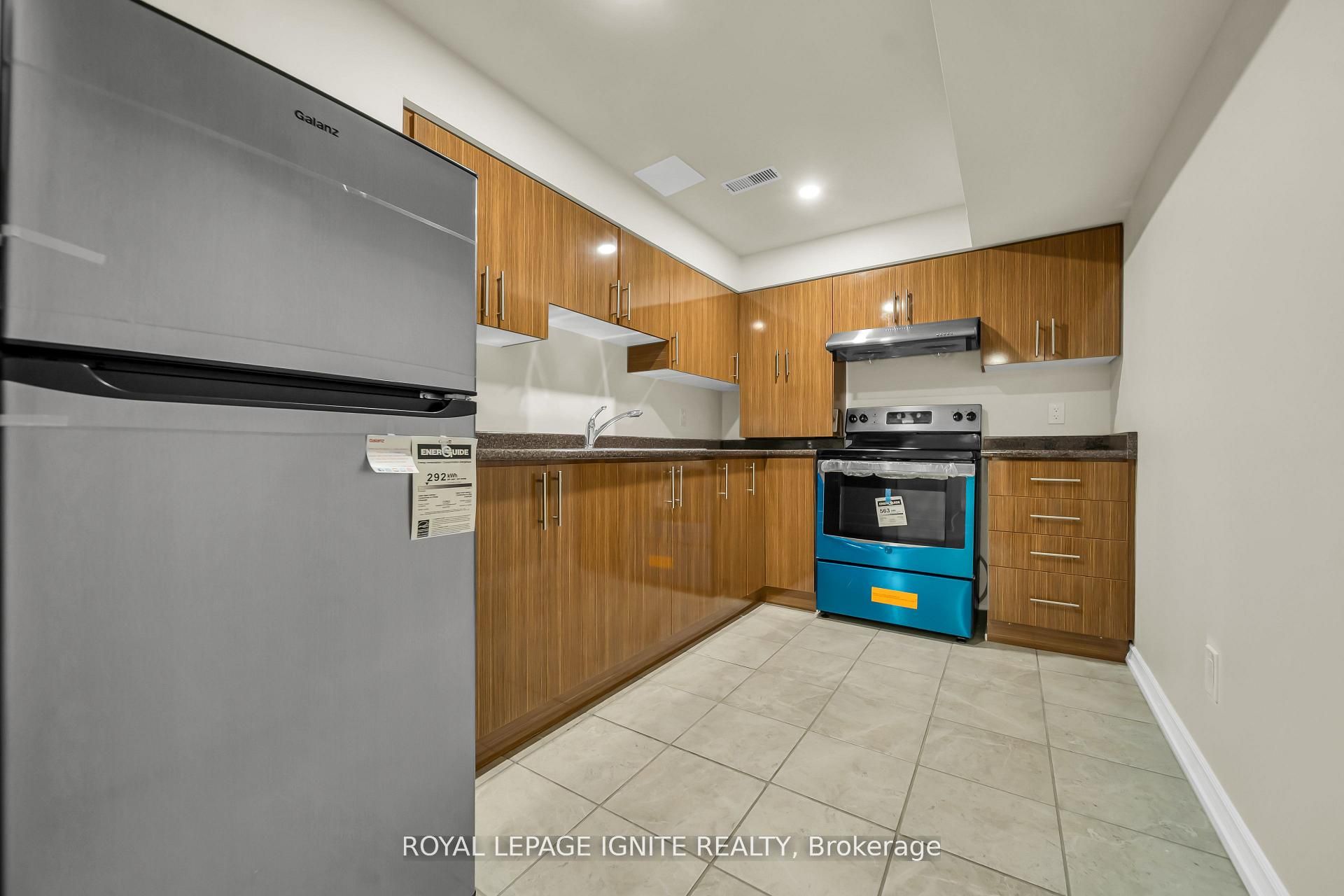 14 Hoover Road Property Photo 43
