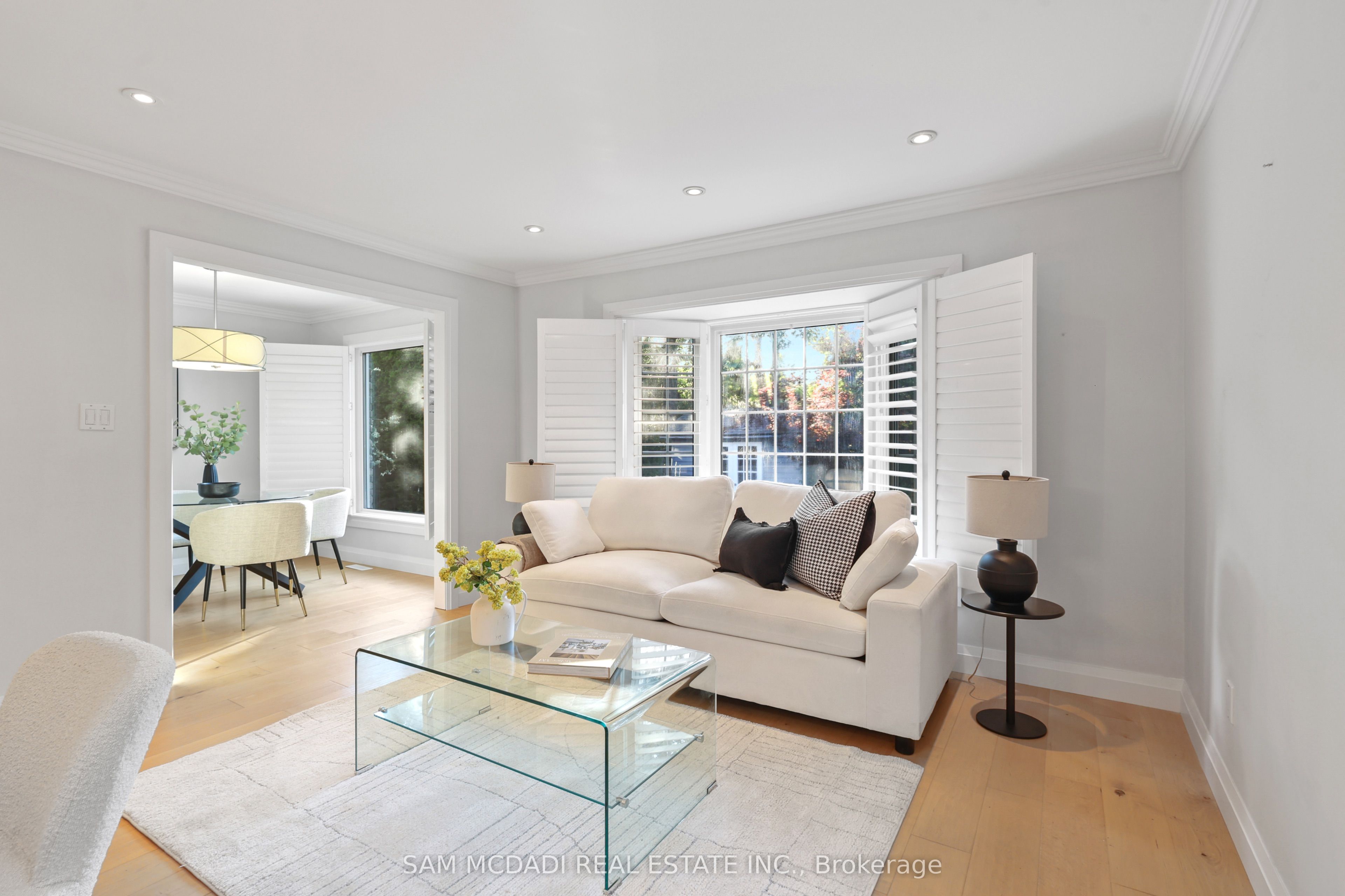 38 Kenninghall Boulevard Property Photo 15