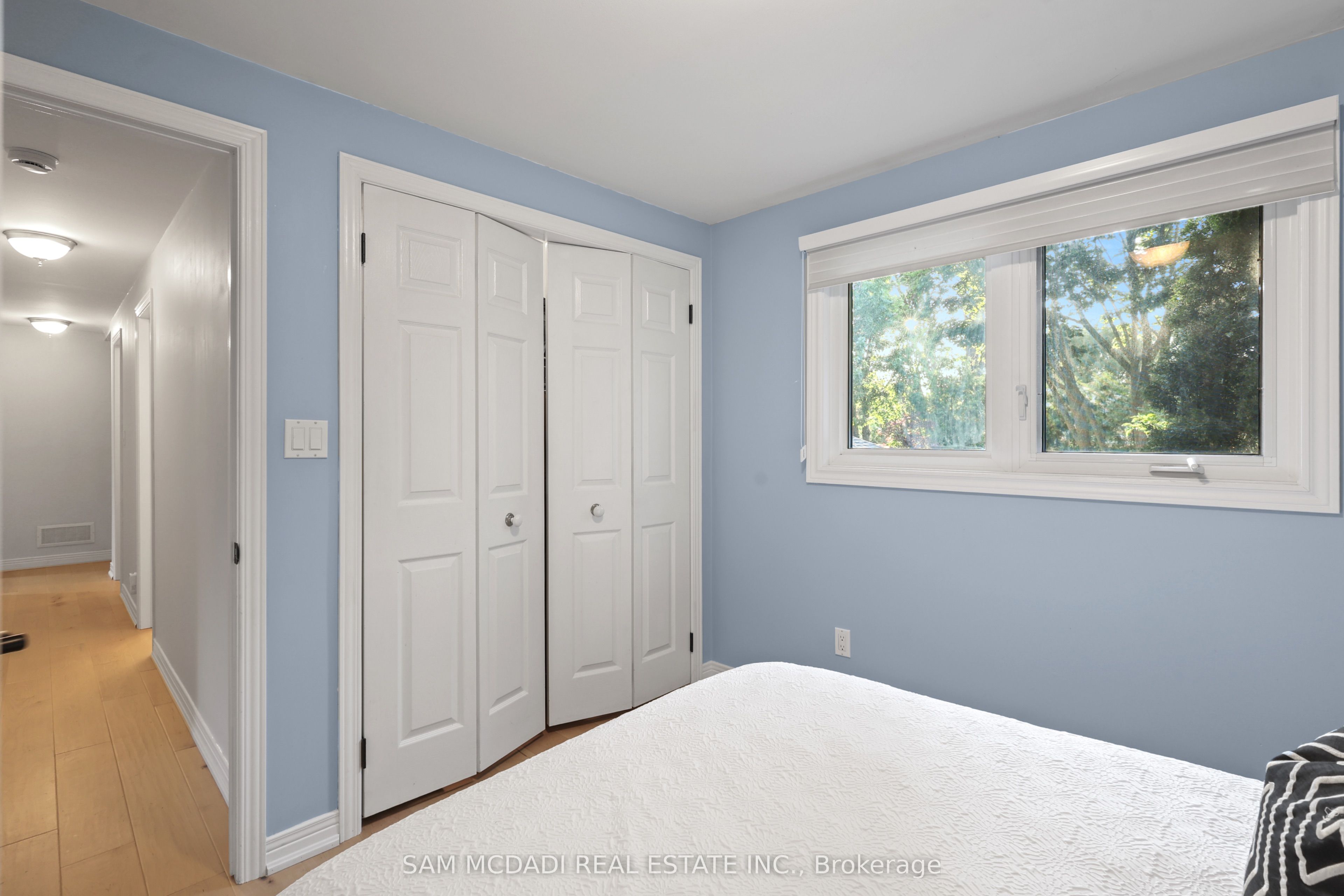 38 Kenninghall Boulevard Property Photo 29