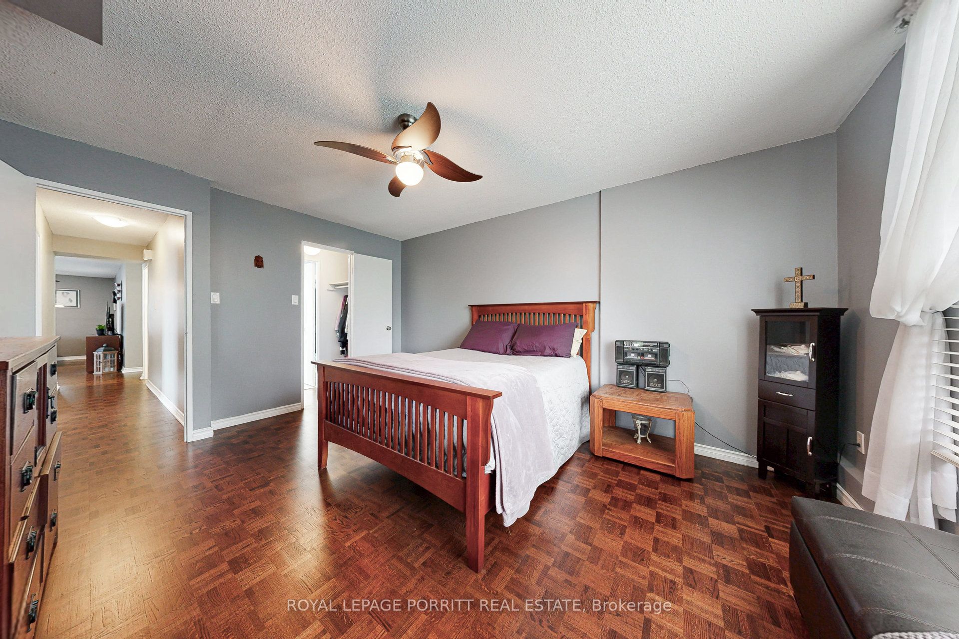 1535 Lakeshore Road E 201 Property Photo 25