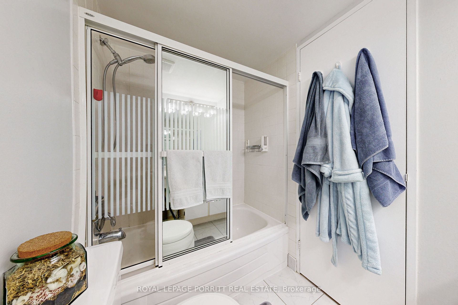 1535 Lakeshore Road E 201 Property Photo 27