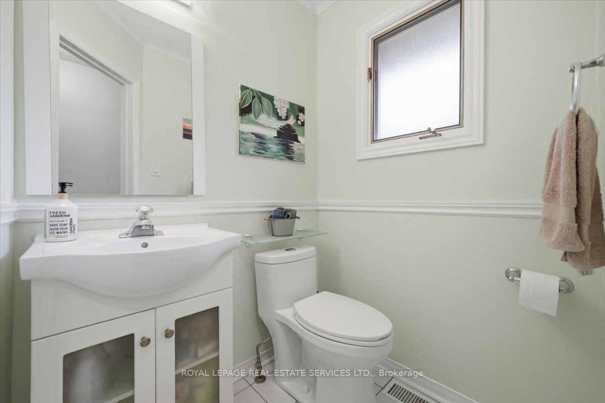 4605 Donegal Drive 24 Property Photo 6