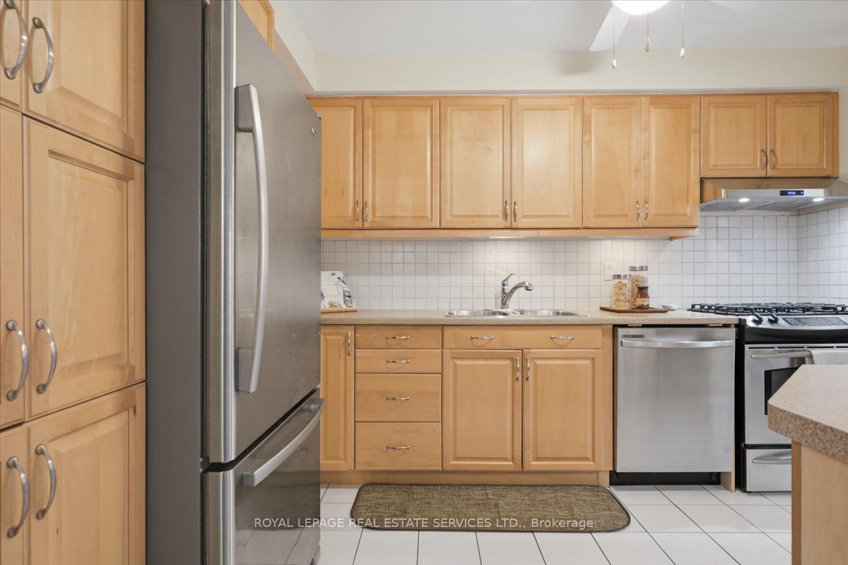 4605 Donegal Drive 24 Property Photo 16