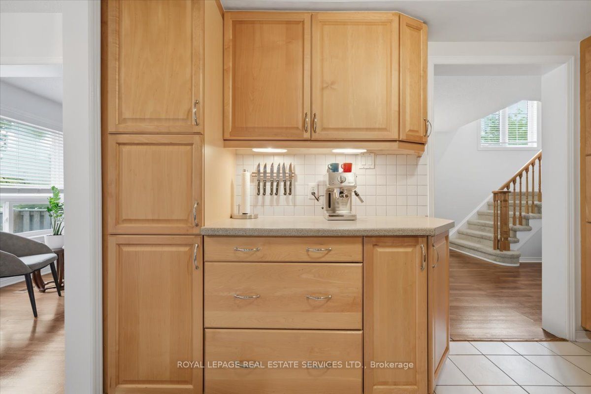 4605 Donegal Drive 24 Property Photo 18