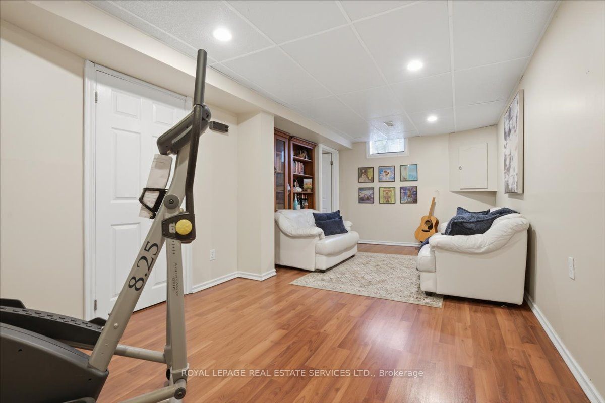 4605 Donegal Drive 24 Property Photo 31