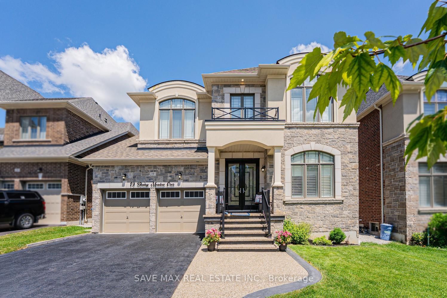 19 Daisy Meadow Crescent