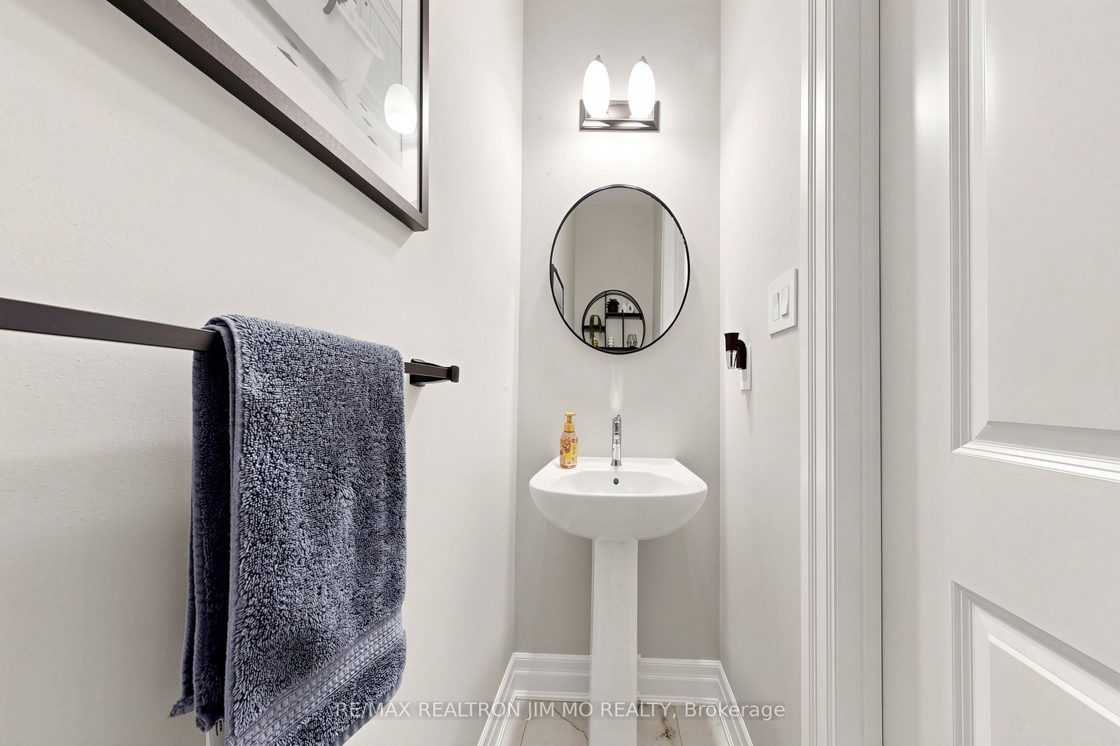 476 Kennedy Circle W Property Photo 16