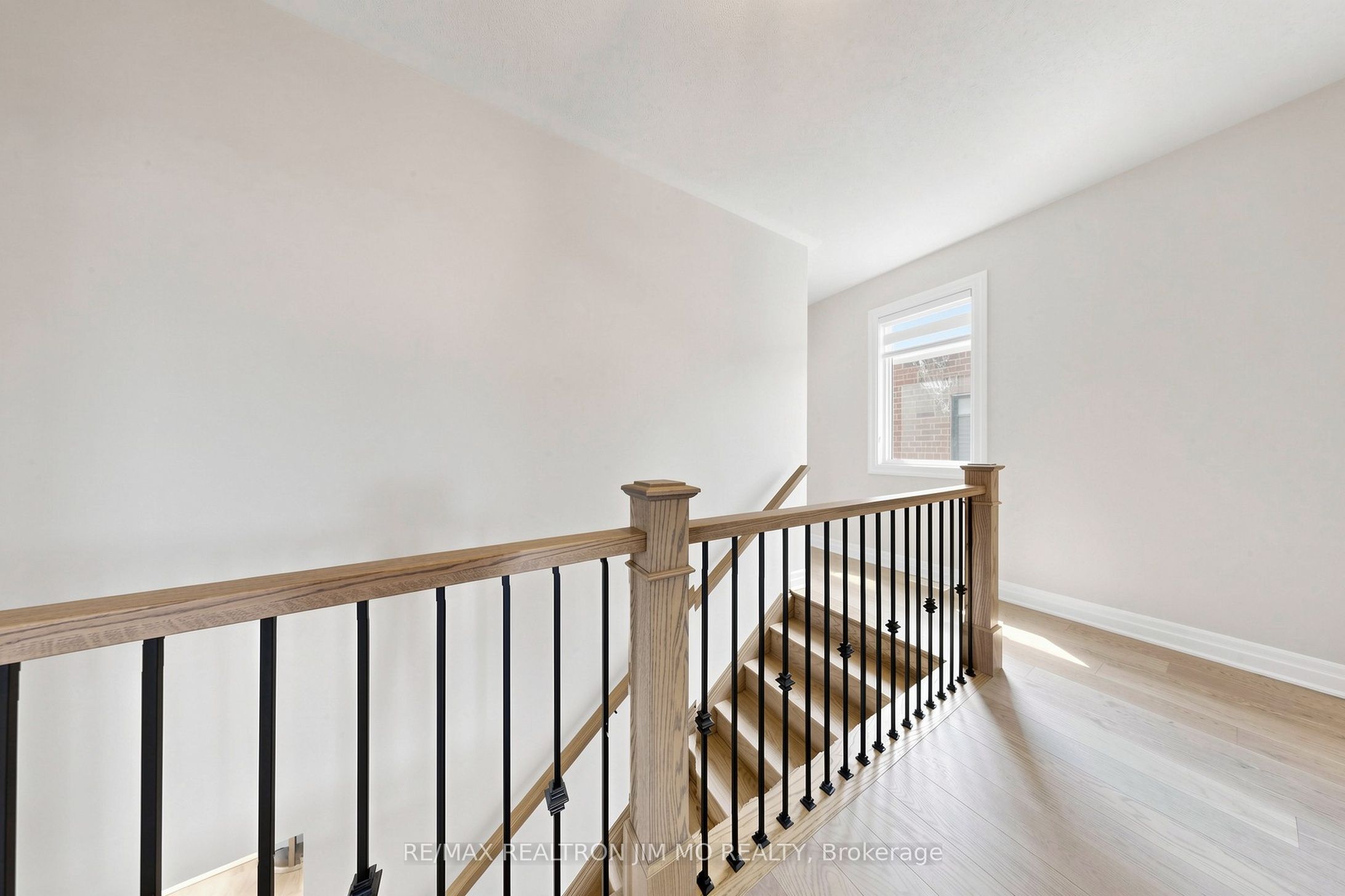 476 Kennedy Circle W Property Photo 19