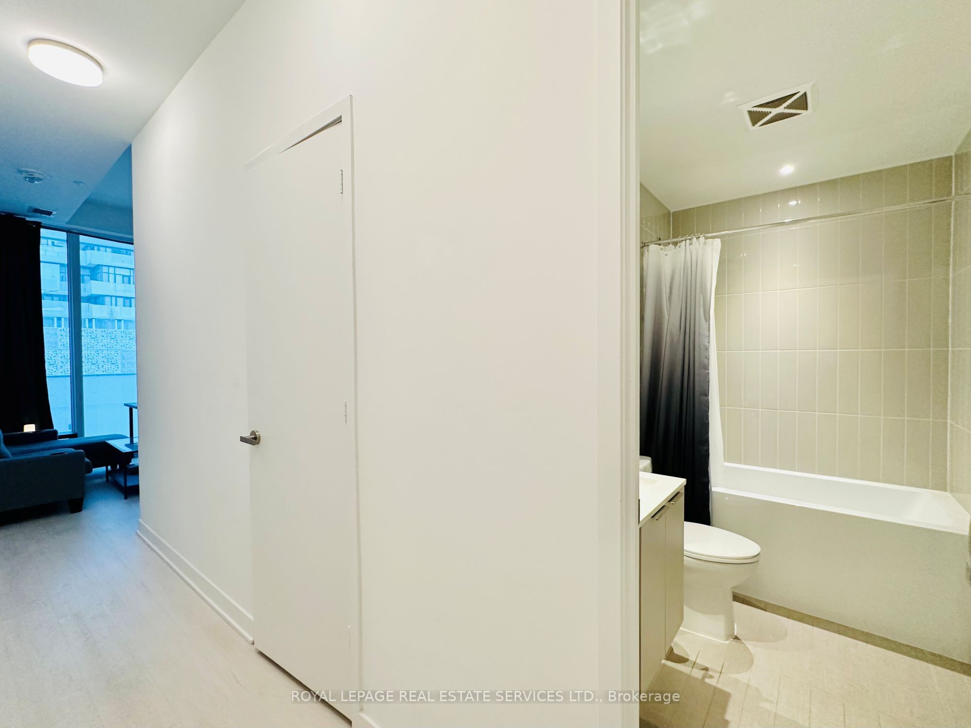 3900 Confederation Parkway 323 Property Photo 3