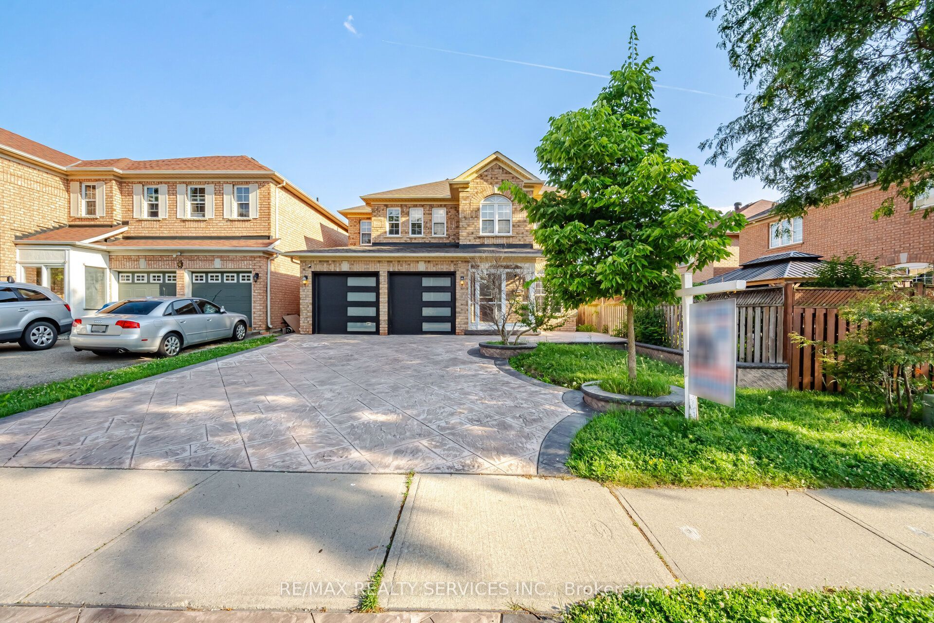 4 Sunnybrook Crescent Property Photo 2
