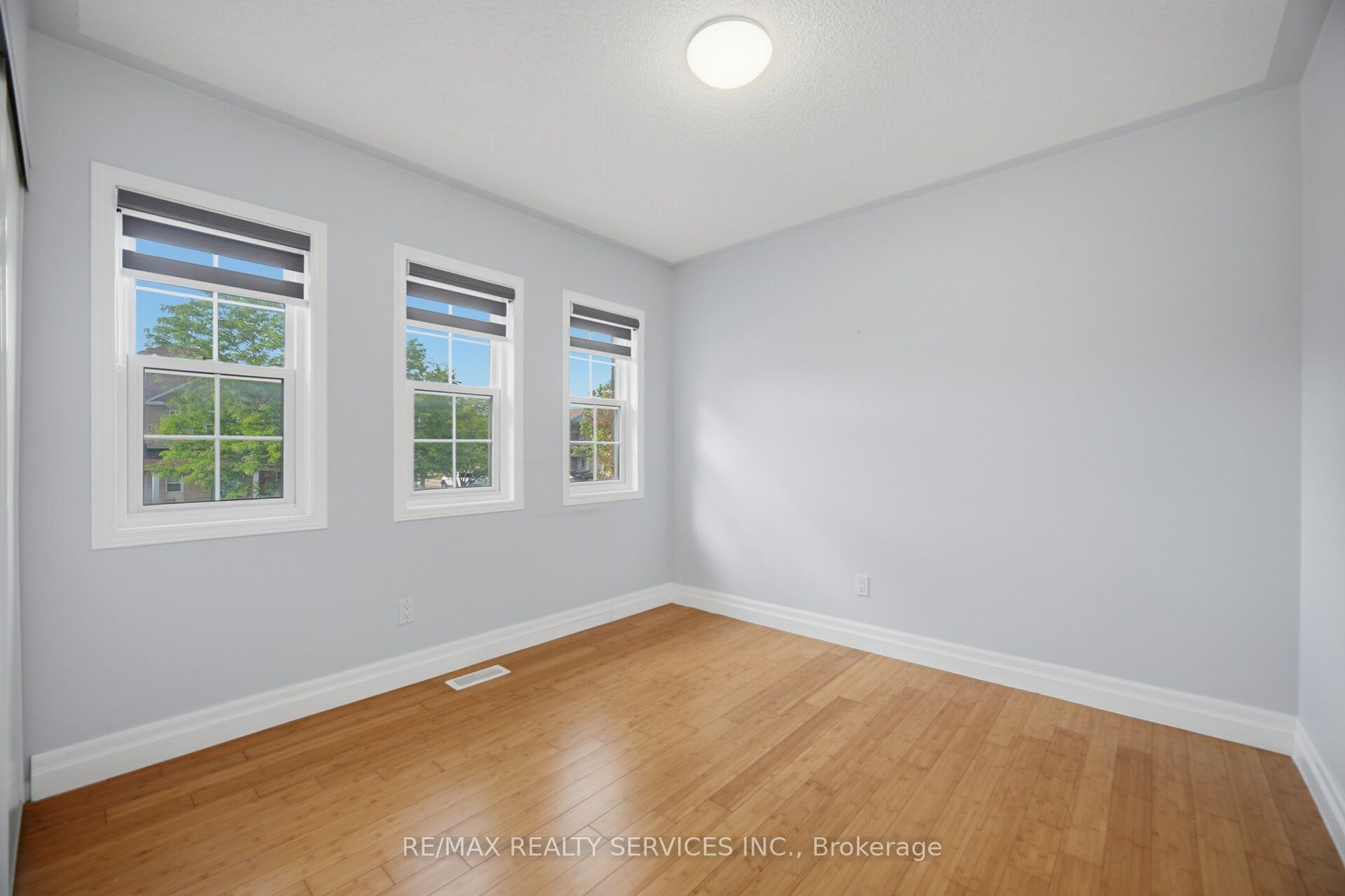 4 Sunnybrook Crescent Property Photo 40
