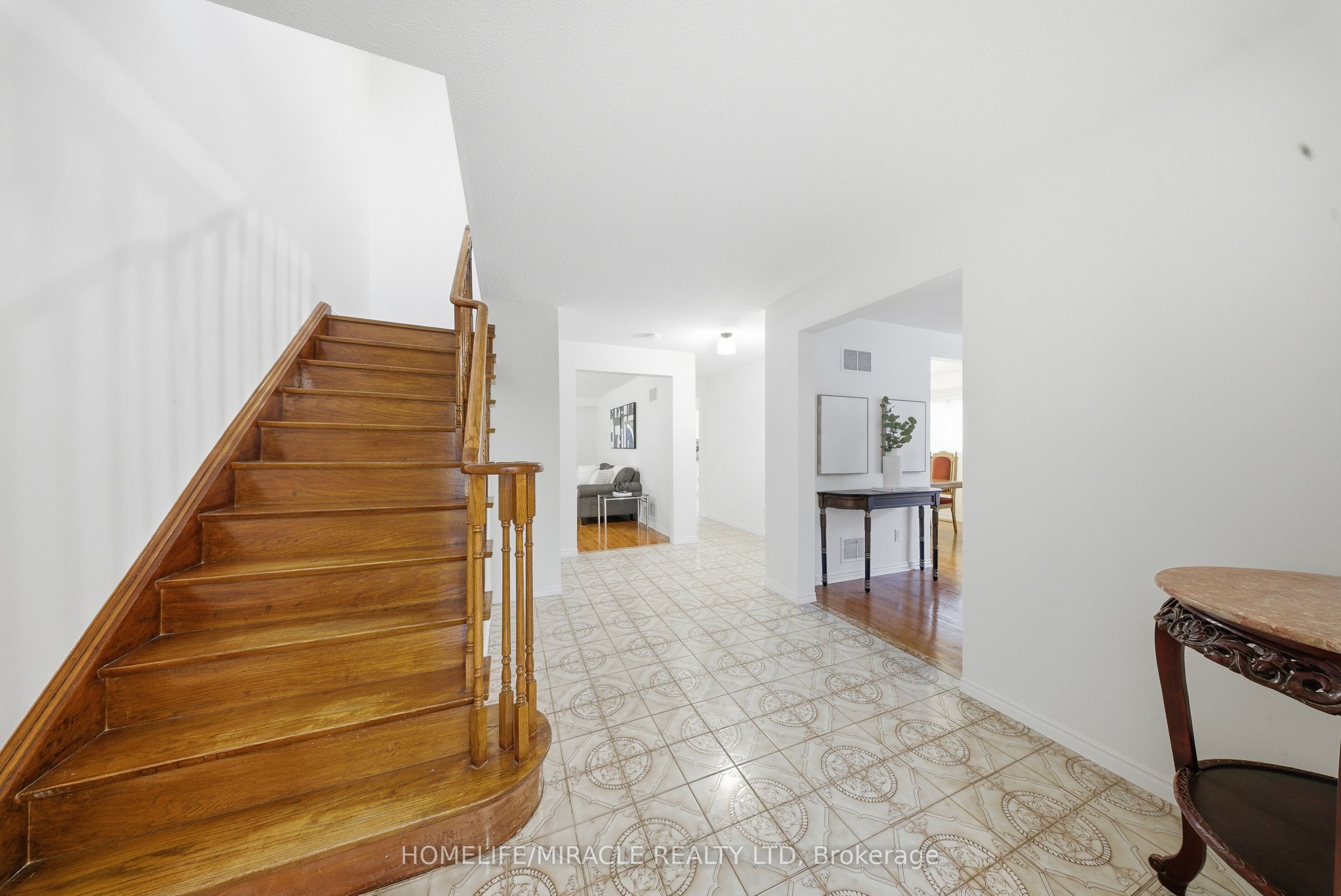 4343 Alta Court Property Photo 7