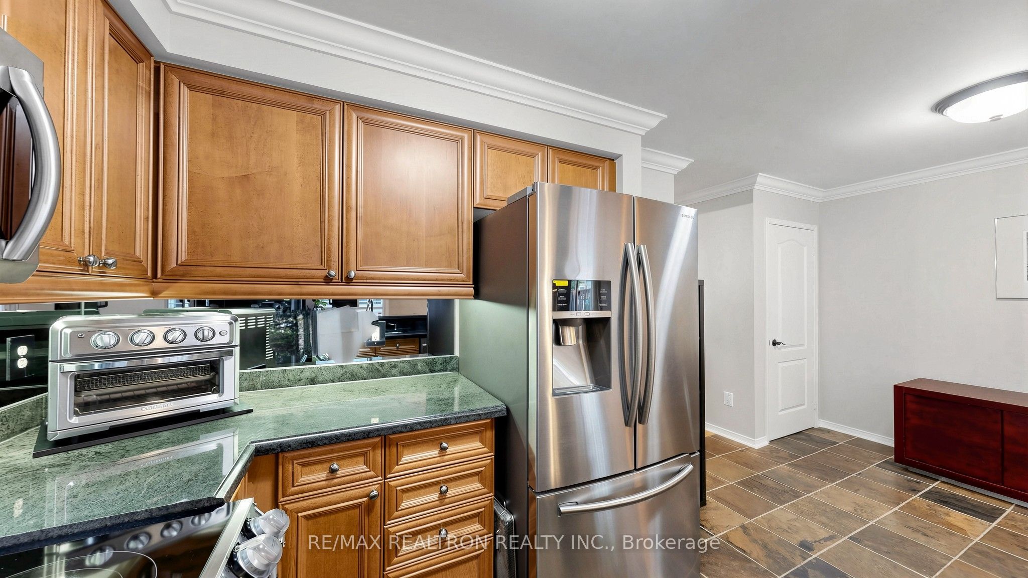1225 Houston Drive Property Photo 11