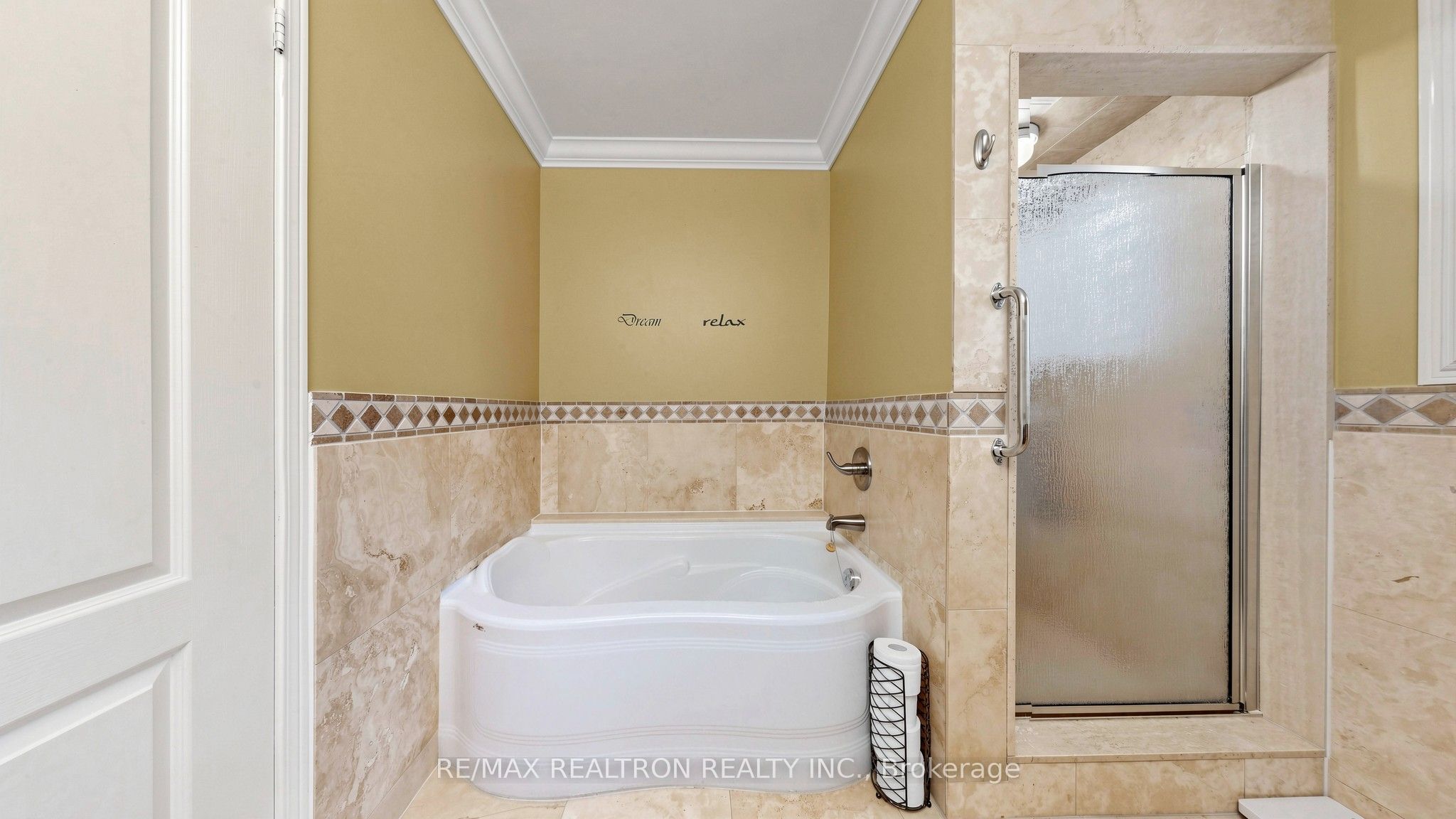 1225 Houston Drive Property Photo 23