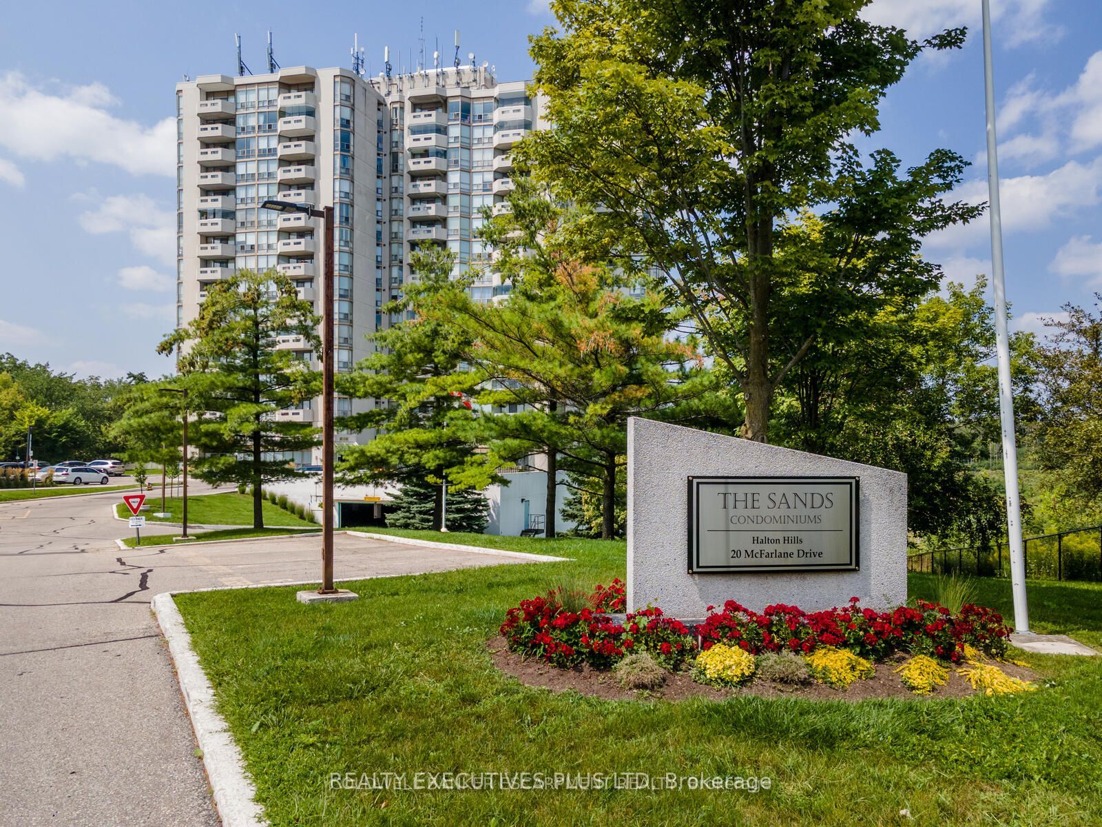 20 Mcfarlane Drive 603 Property Photo 1