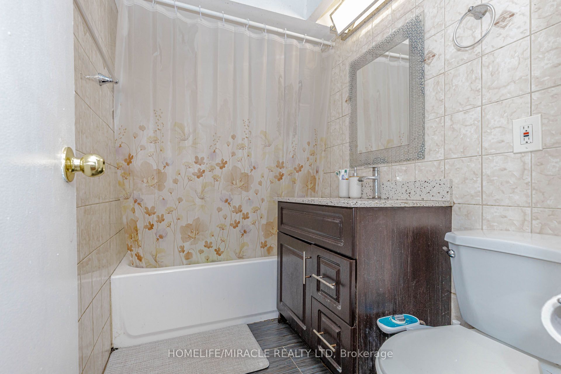 1730 Albion Road 29 Property Photo 37