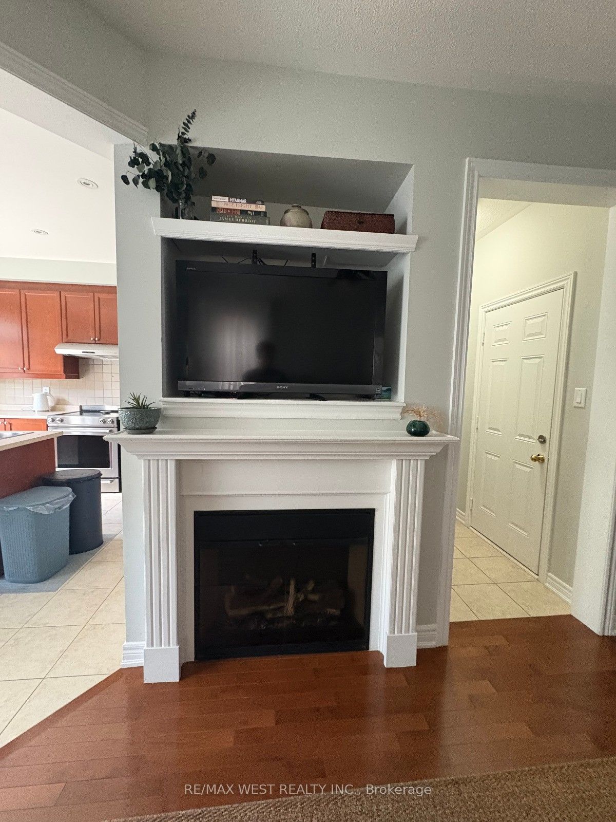 8 Callalily Road Property Photo 6