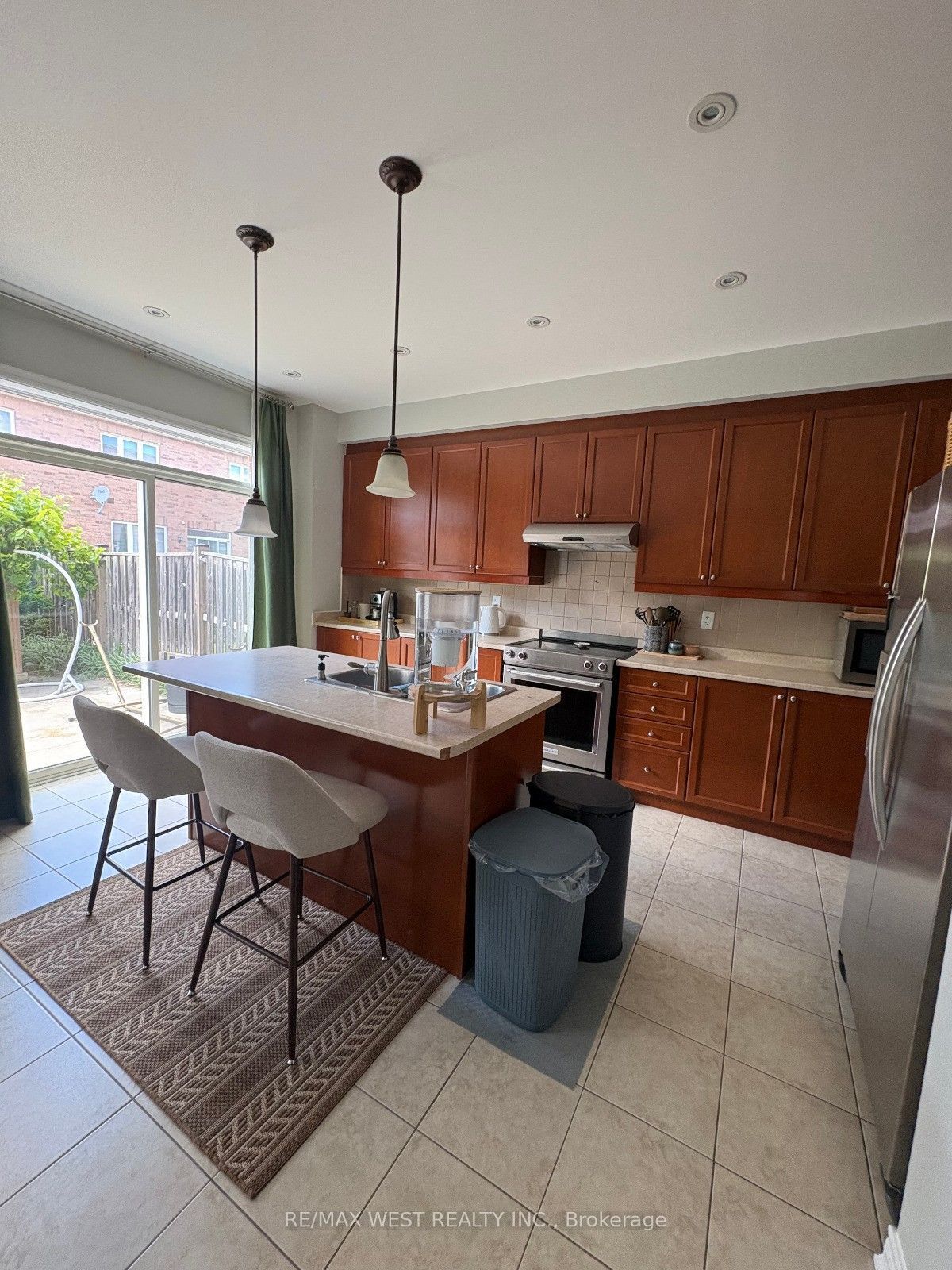 8 Callalily Road Property Photo 7
