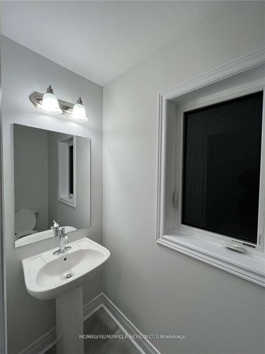 31 Overstone Road Property Photo 6