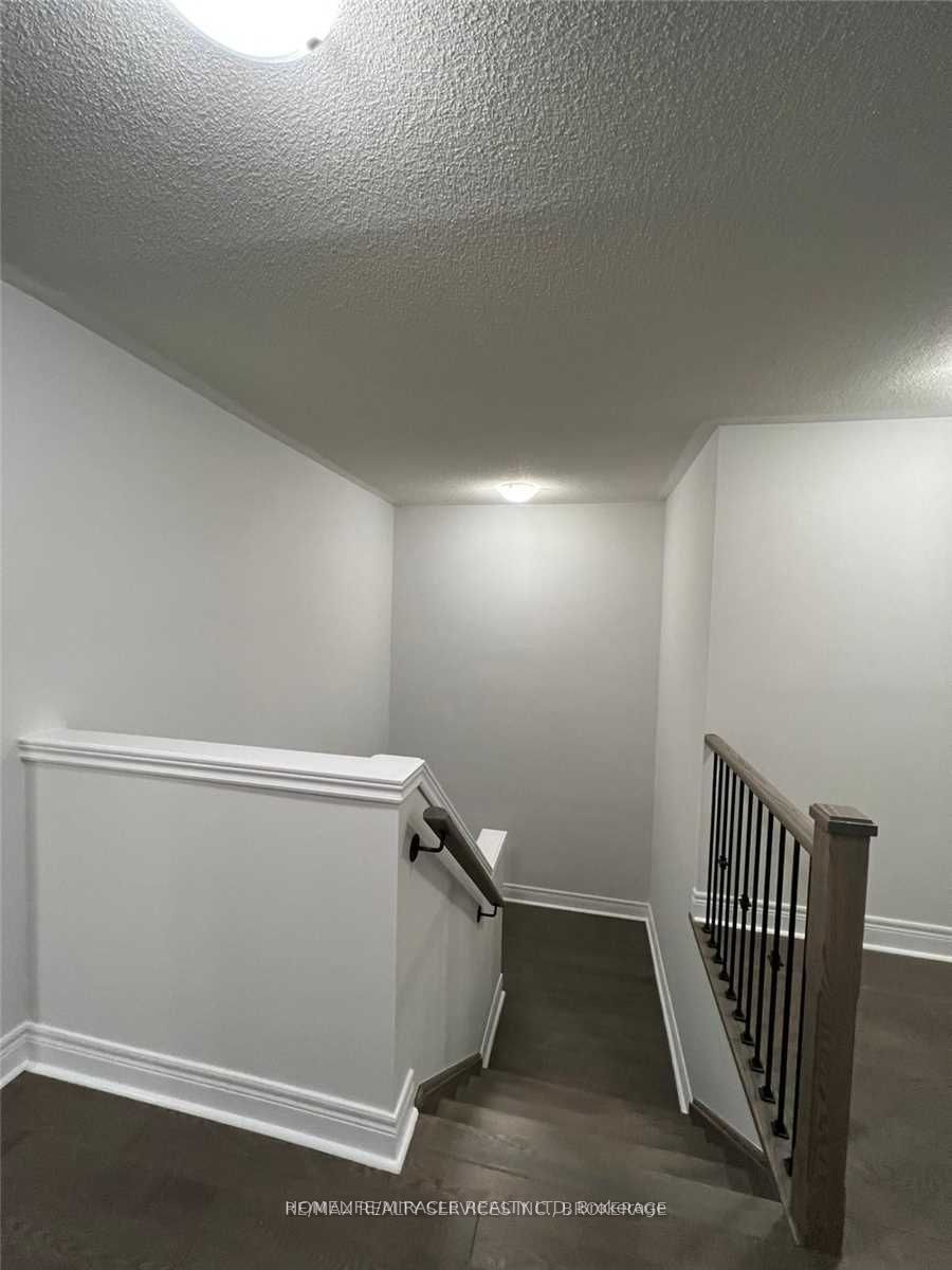 31 Overstone Road Property Photo 8