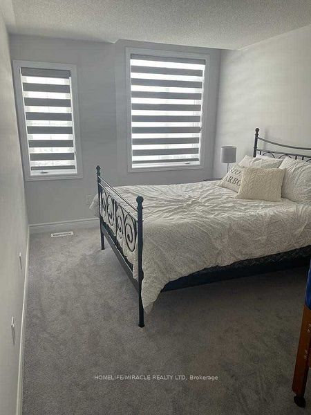 31 Overstone Road Property Photo 28