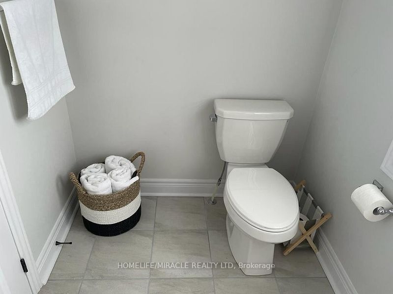 31 Overstone Road Property Photo 30