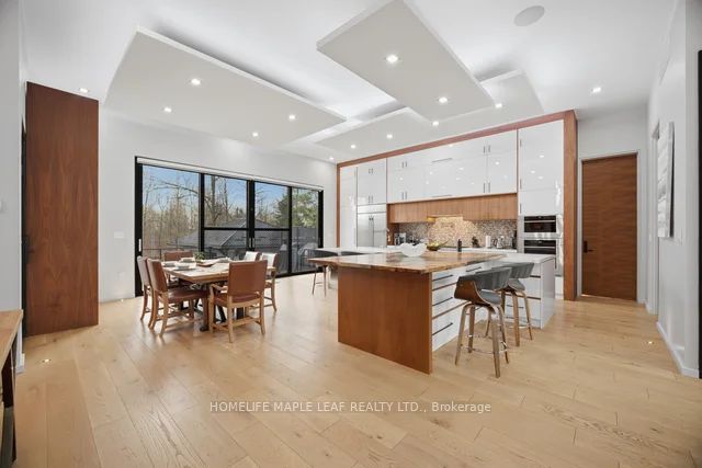 9229 8th Line Property Photo 7