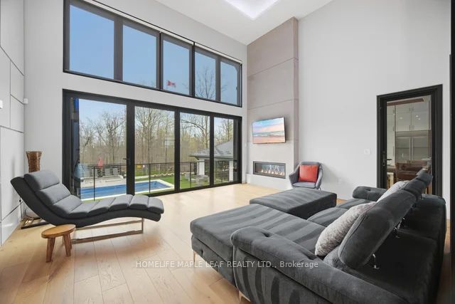 9229 8th Line Property Photo 13