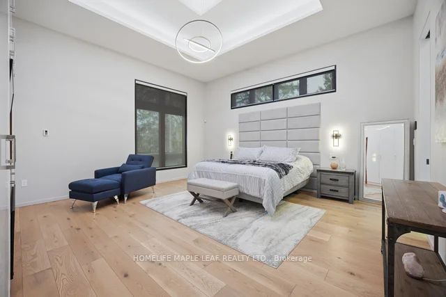 9229 8th Line Property Photo 17