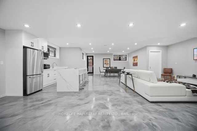 9229 8th Line Property Photo 24