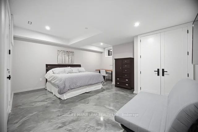 9229 8th Line Property Photo 31