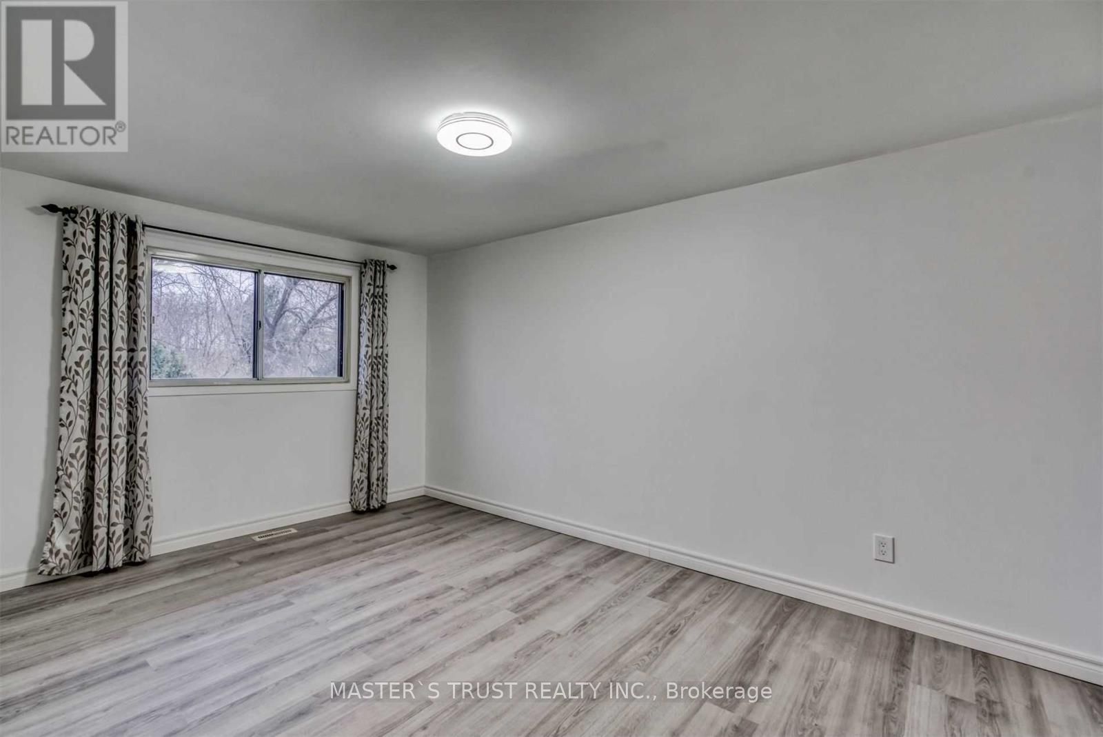 1473 Freeport Drive Main Property Photo 10